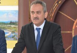 Bakan Özer: Öğrencilerimiz ve öğretmenlerimiz ilk kez bugün maskesiz bir gün geçirdi