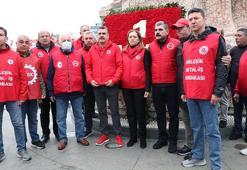 Taksim'e sendikalar çelenk bıraktı