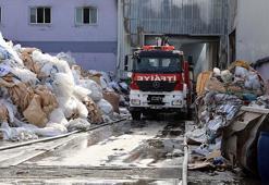 Gaziantep’te geri dönüşüm fabrikasındaki yangın 7 saatte kontrol altında