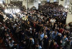 Bursa'da, bayram namazında Ulu Cami doldu