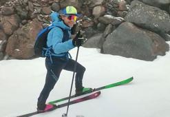 Alman sporcu, 5 saatte Ağrı Dağı'na tırmandı