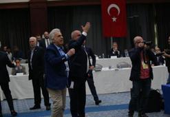 Fenerbahçe Kulübü Yüksek Divan Kurulu toplantısında gerginlik