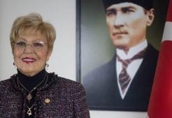 Eski CHP İzmir Milletvekili Canan Arıtman hayatını kaybetti