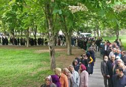 Kayseri’de domates fidesi kuyruğu