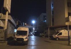 Dini nikahlı eşini göğsünden bıçakladı