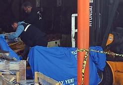 Forkliftten düşen pres makinesinin altında kalan işçi öldü