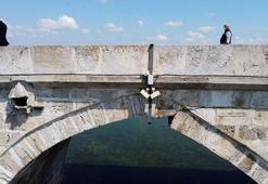 Dr. Hasan Akgün: Mimar Sinan’ın “Şaheserim” dediği tarihi köprü çöküyor