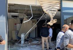 Fren yerine gaza basınca vergi dairesine girdi