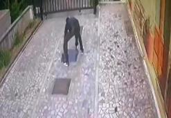 Rögar kapağı hırsızlığı kamerada