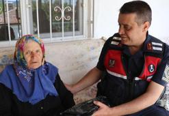 Dolandırıldığını eve gelen jandarmadan öğrendi