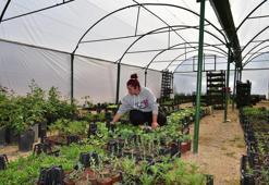 Kuaförlüğü bırakıp çiftçi oldu; genç kadın azmiyle takdir topluyor