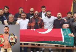 Almanya'da ringde ölen boksör, memleketi Giresun'da son yolcuğuna uğurlandı