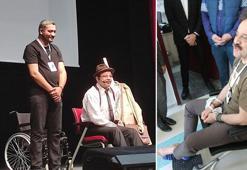 Oyuncu Reha Özcan, turnede köpeklerin saldırısına uğradı