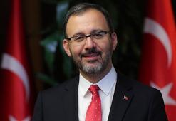 Bakan Kasapoğlu'ndan Anadolu Efes'e tebrik