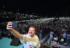 "Her zaman böyle coşkulu ve Cumhuriyet’e yakışan gençler olun"