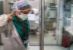 Koronavirüs salgınında günlük vaka sayısı 1304 oldu