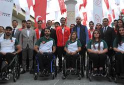 Mete Gazoz adına dikilen menzil taşı açıldı