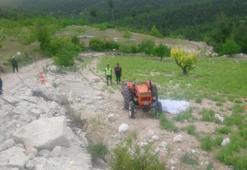 Traktör kazasında ölen kadın, babasıyla aynı kaderi paylaştı