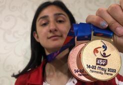 Para yüzmede dünya şampiyonu Melda: Ailemi her aradığımda sevinçten ağlıyordu