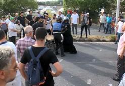 Atatürk Havalimanı Millet Bahçesi'ndeki tören sürerken dışarıda gerginlik