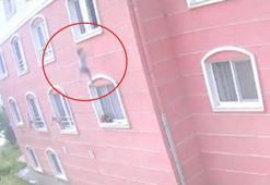 3 yaşındaki Omar’ın 5’inci kattan düşme anı kamerada
