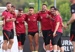 A Milli Futbol Takımı, günü çift çalışmayla tamamladı
