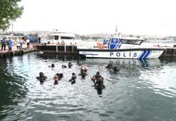 Engelliler Haliç'te tüplü dalış yaparak denizi temizledi