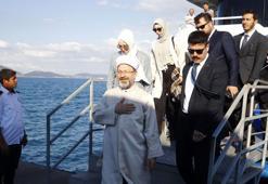 Diyanet İşleri Başkanı Erbaş 81 il müftüsüyle Özgürlükler Adası'nı ziyaret etti