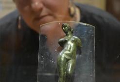 Biri 2 bin 500 diğeri 2 bin yıllık 'Afrodit' heykelcikleri, ilk kez sergilendi