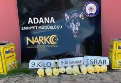 Margarin tenekelerinden 9 kilo 900 gram esrar çıktı