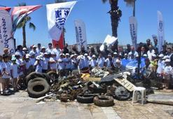 Bodrum'da dalgıçlar denizden şezlong, araç lastiği, lavabo çıkardı