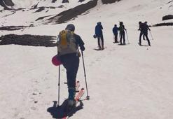Erciyes'te haziranda kayak