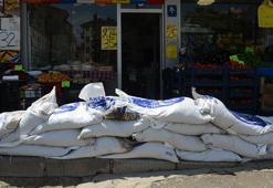 Akyurt'ta su baskınına karşı kum torbalı önlem