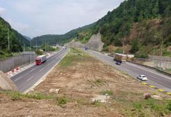 Bolu'da, TEM'in İstanbul yönü 32 gün sonra ulaşıma açıldı