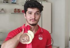 Milli halterci Muhammed Furkan Özbek: Büyükler Avrupa şampiyonluğunu seri haline getirdim