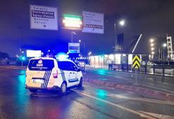 Yeni Galata Köprüsü ile Atatürk Köprüsü araç ve yaya trafiğine kapatıldı