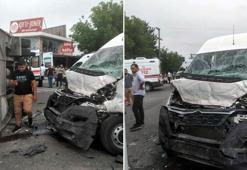 İşçi servis midibüsü ile minibüs çarpıştı: 11 yaralı
