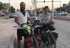 Bisikletle Türkiye turuna çıkan İzmirli çift, günde 60 TL harcayarak Mardin'e ulaştı