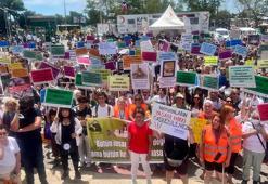 Yüzlerce hayvansever Kadıköy'de buluştu