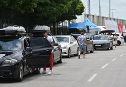 Tatil için gelen gurbetçilerin Kapıkule'den girişleri başladı