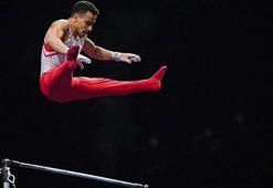 Milli cimnastikçi Adem Asil'den Akdeniz Oyunları'nda altın madalya