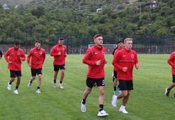 Gençlerbirliği, sezon hazırlıklarını Erciyes'te sürdürüyor