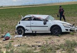 Otomobil tarlaya yuvarlandı; doktor çift yaralandı