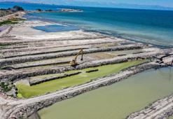 Van Gölü'nden 320 bin metreküp balçık ve dip çamuru temizlendi