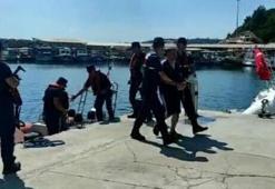 Tekneyle Yunan adasına kaçmaya çalışırken yakalandılar