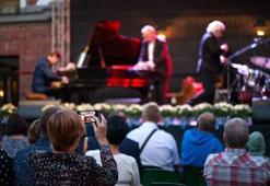 Eğitim portalı, sanatçılara ücretsiz girişimcilik dersleri veriyor