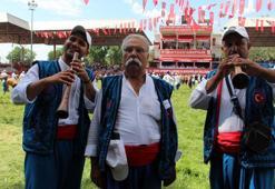 Kırkpınar'da baba, oğlu ve torunu, 3 nesil birlikte müzisyenlik yapıyor