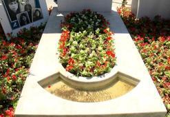 Milli Mücadele kahramanı Kara Fatma mezarı başında anıldı