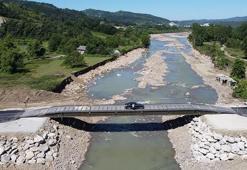 Bartın'da MSB'nin kurduğu geçici köprü ulaşıma açıldı