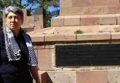 Female commander of Azerbaijan Shirinova visited the grave of Nene Hatun